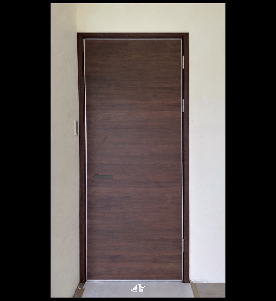 橫 鎖顏色月光灰